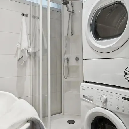 Apartment Luxhousing Deluxe On The